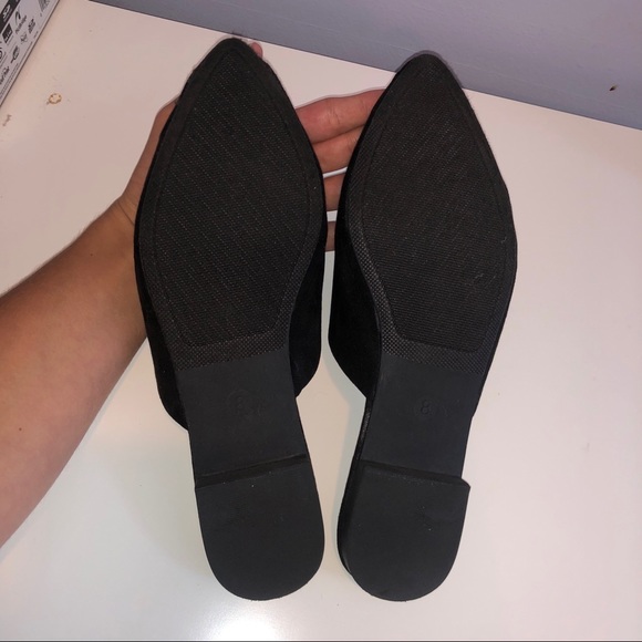 Charles Albert Pointed Toe Black Mules NWOT Size 8 - Picture 2 of 3